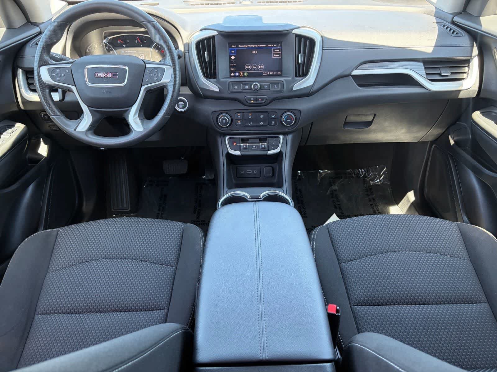 Used 2024 GMC Terrain SLE AWD/4WD image 29