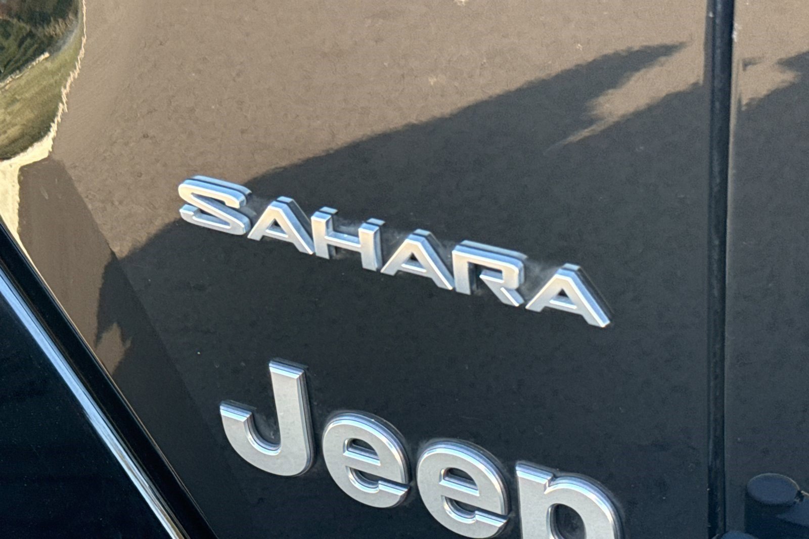 Used 2018 Jeep Wrangler Unlimited Sahara image 37