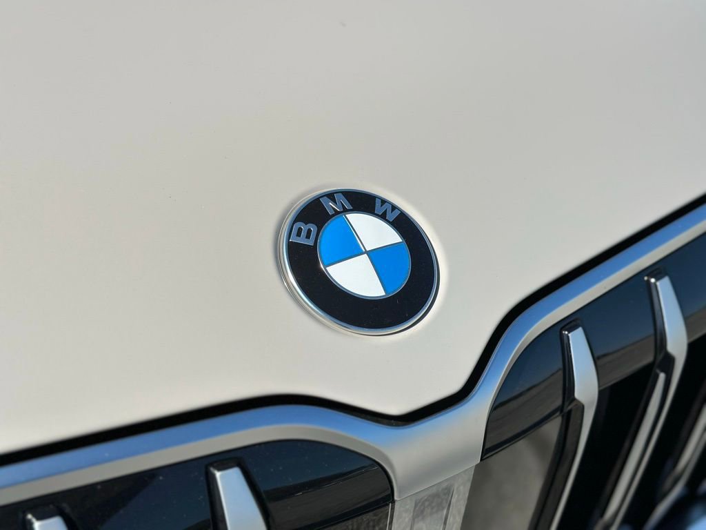 New 2026 BMW X1 xDrive28i w/ Technology Package AWD/4WD image 11