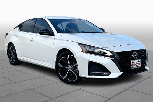 Certified 2023 Nissan Altima 2.5 SR image 2