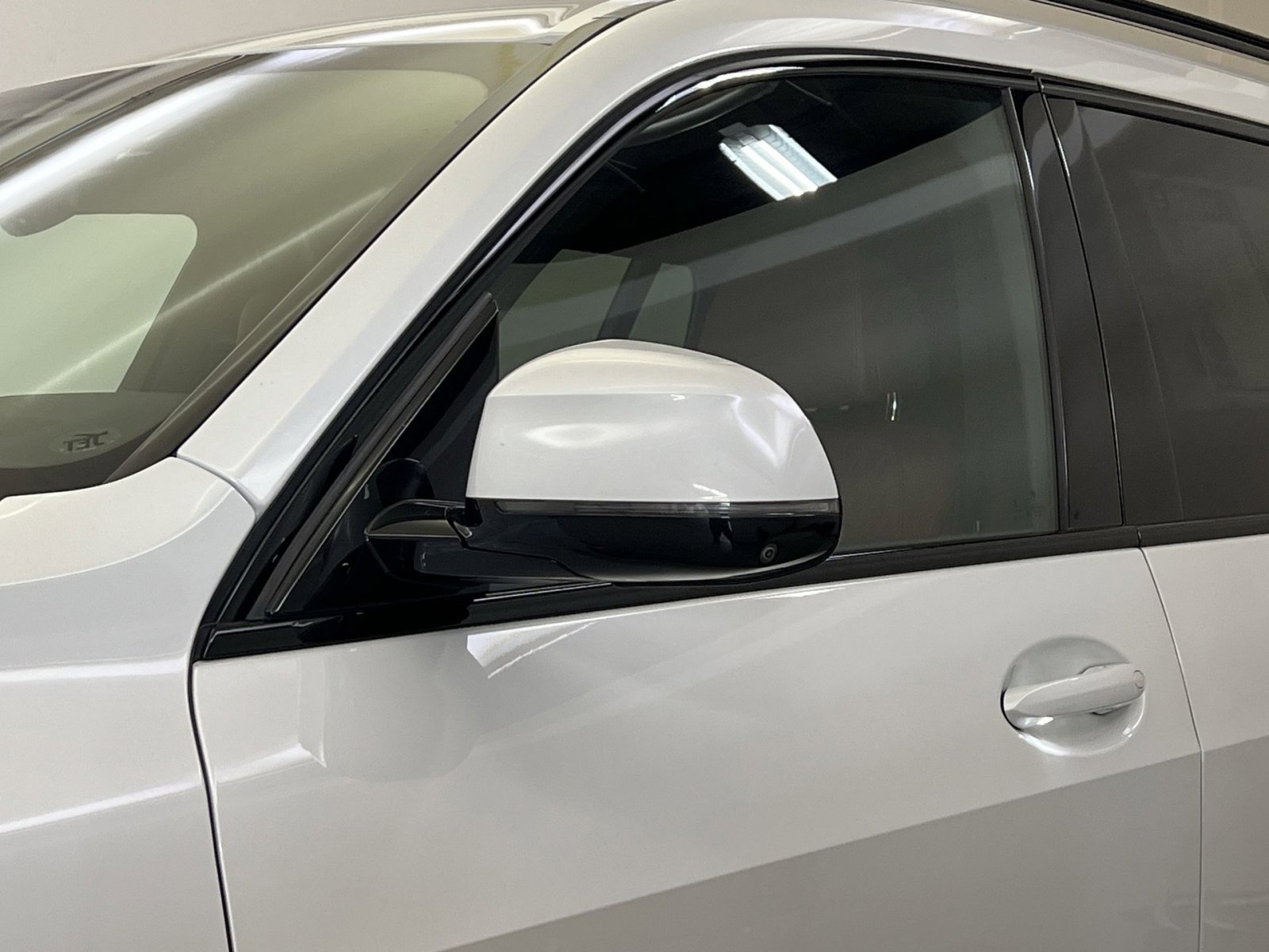 Used 2022 BMW X7 M50i image 29