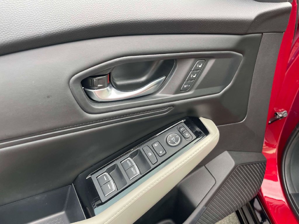 Certified 2023 Honda Accord Touring image 18