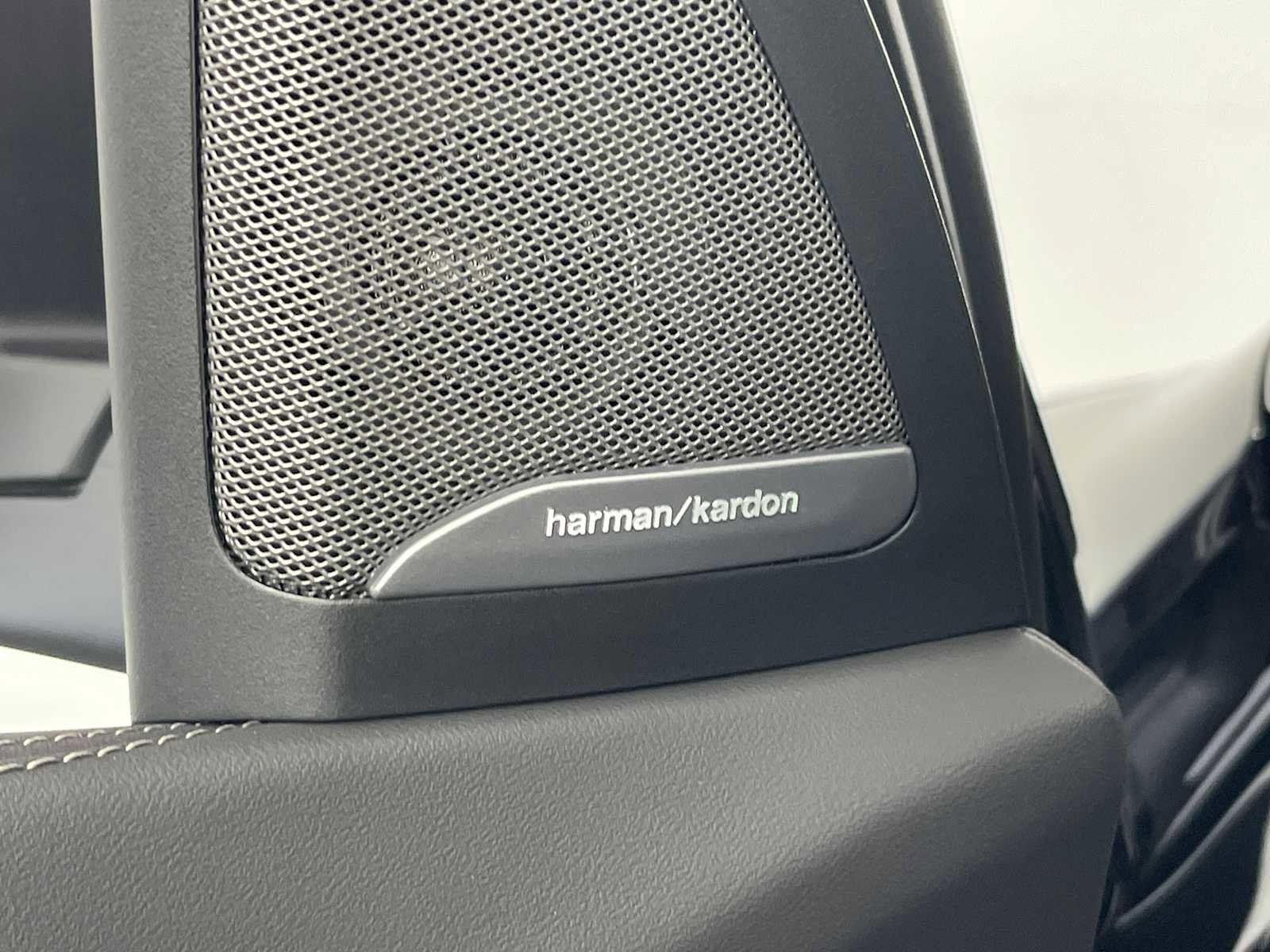 New 2026 BMW X5 xDrive50e AWD/4WD image 17