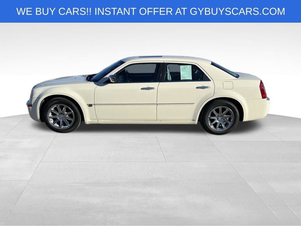 Used 2006 Chrysler 300 C w/ Protection Group II image 3