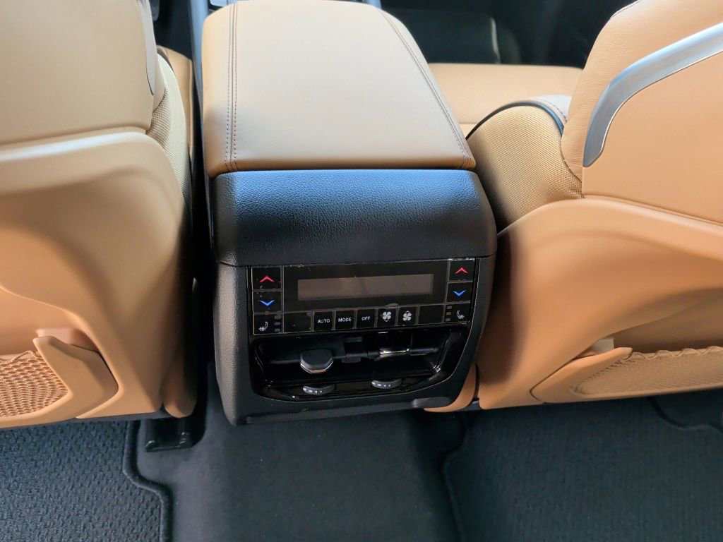 New 2025 Jeep Grand Cherokee Summit image 48