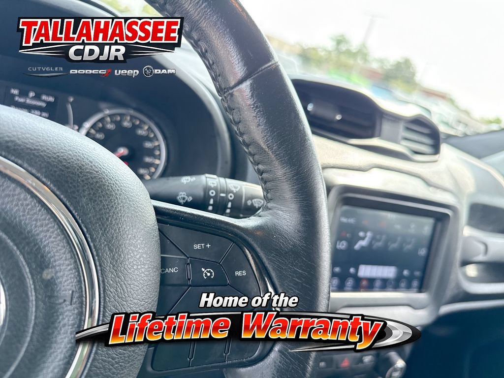 Used 2020 Jeep Renegade Altitude FWD image 17