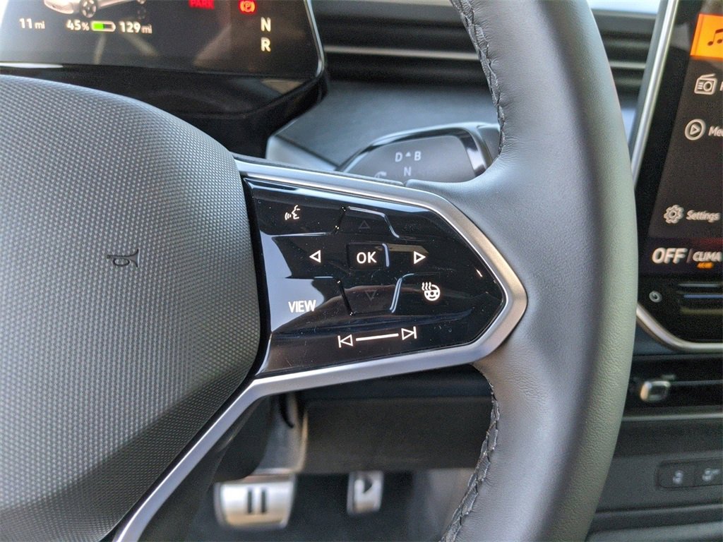 New 2025 Volkswagen ID. Buzz Pro S image 35