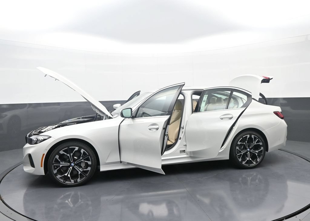 New 2026 BMW 330i xDrive Sedan w/ Premium Package AWD/4WD image 41