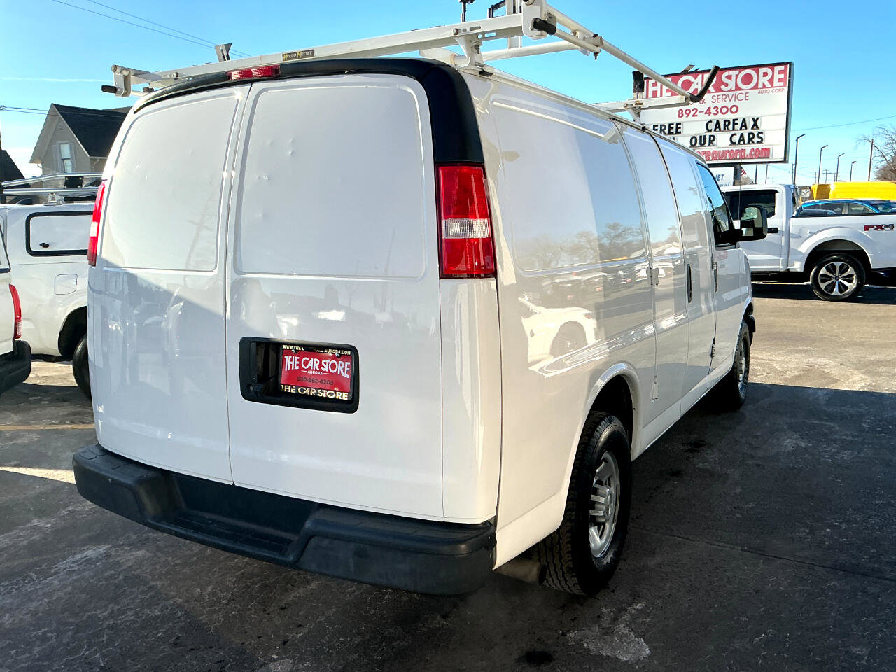 Used 2020 Chevrolet Express 3500 w/ Driver Convenience Package image 25