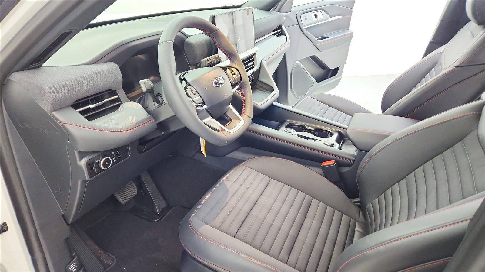 New 2026 Ford Explorer ST-Line image 24