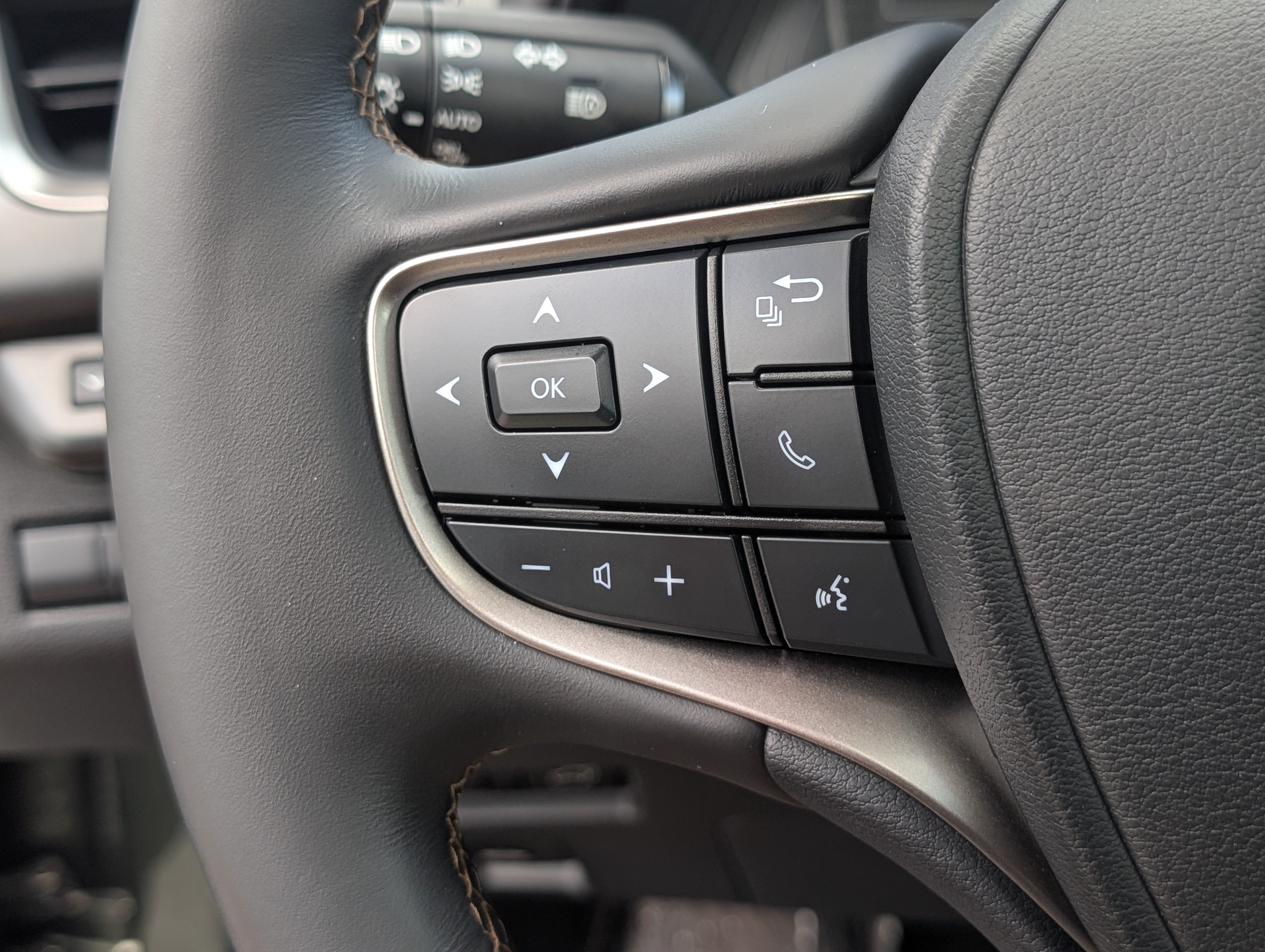 Certified 2021 Lexus UX 250h w/ Premium Package AWD/4WD image 22