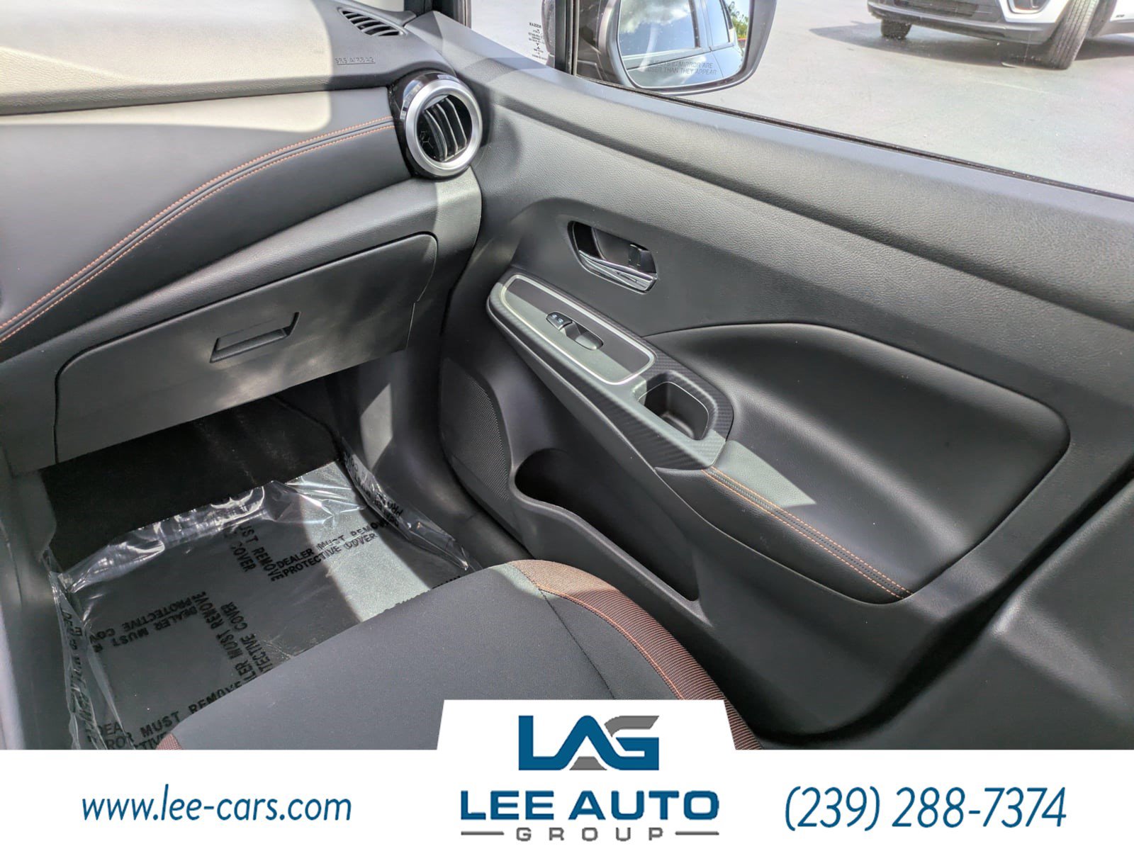 Used 2021 Nissan Versa SR FWD image 14