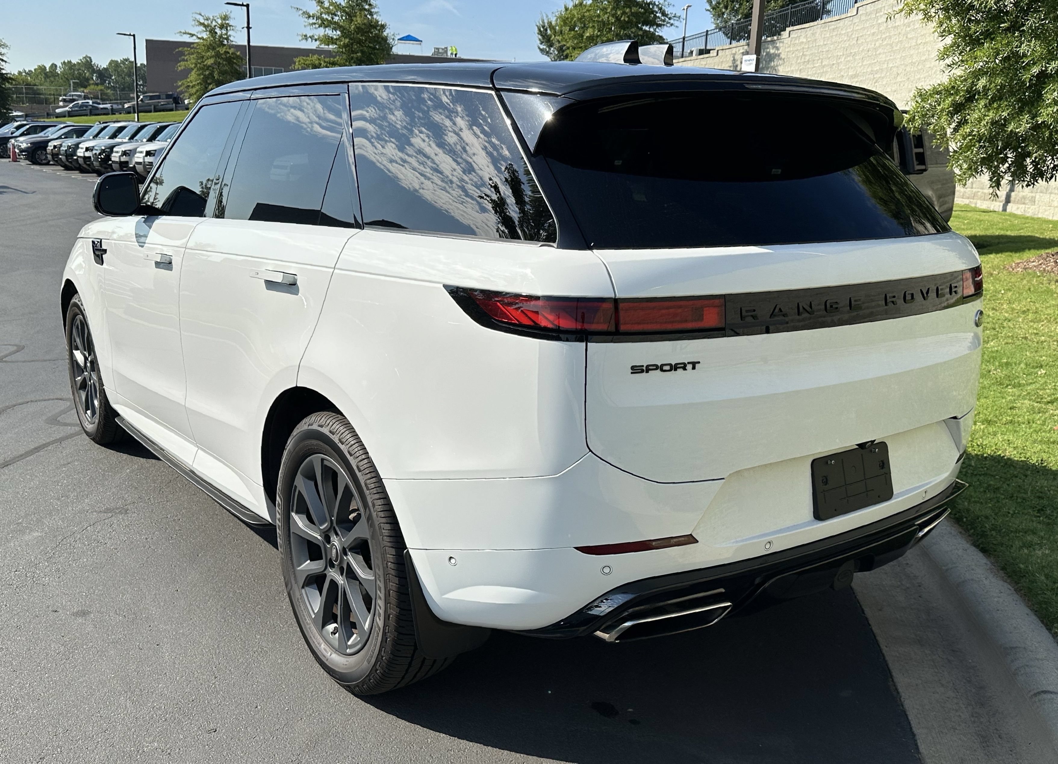 Certified 2023 Land Rover Range Rover Sport SE Dynamic AWD/4WD image 5