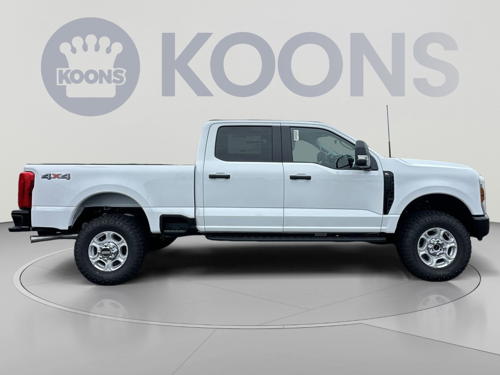 New 2027 Ford F250 XL w/ XL Off-Road 35" Tire Pakckage AWD/4WD image 12