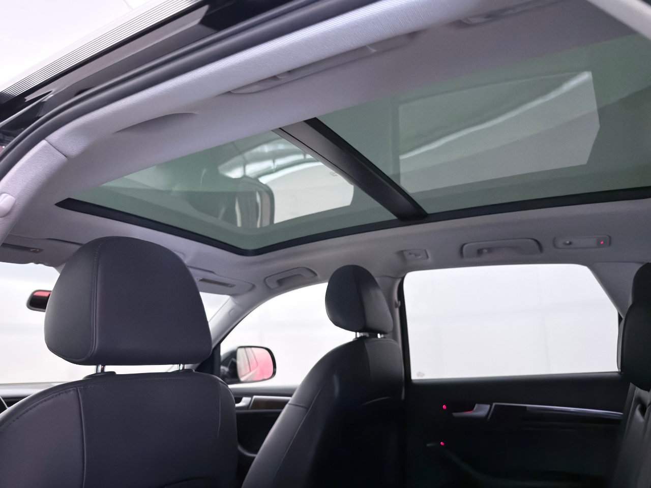 Used 2015 Audi Q5 3.0T Premium Plus w/ Technology Package image 24