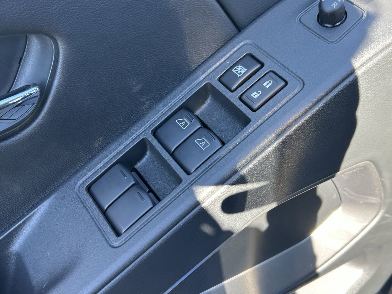 New 2026 Nissan Frontier SV AWD/4WD image 26