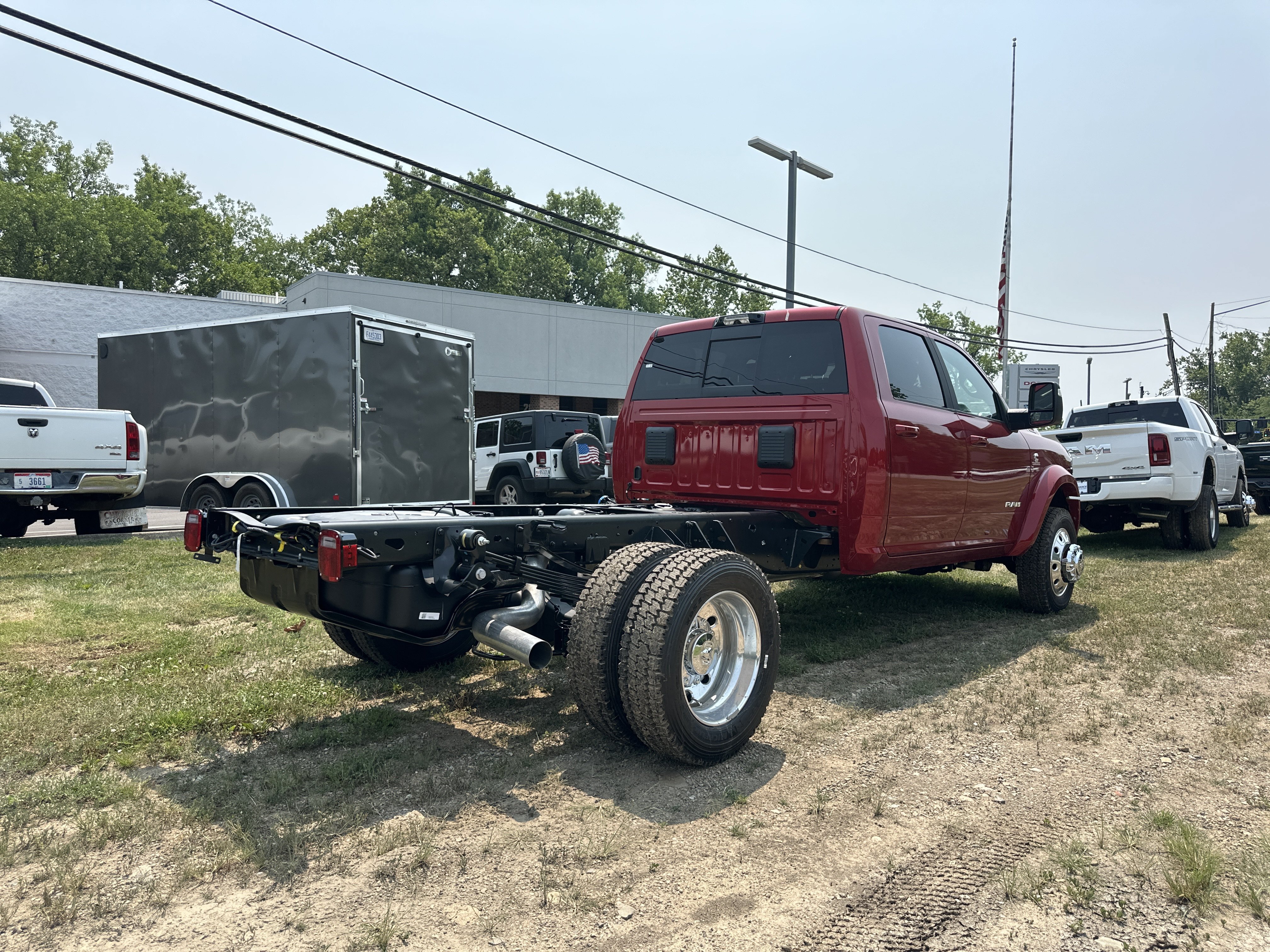 New 2026 RAM 5500 4x4 Crew Cab w/ Laramie Trim Package image 17