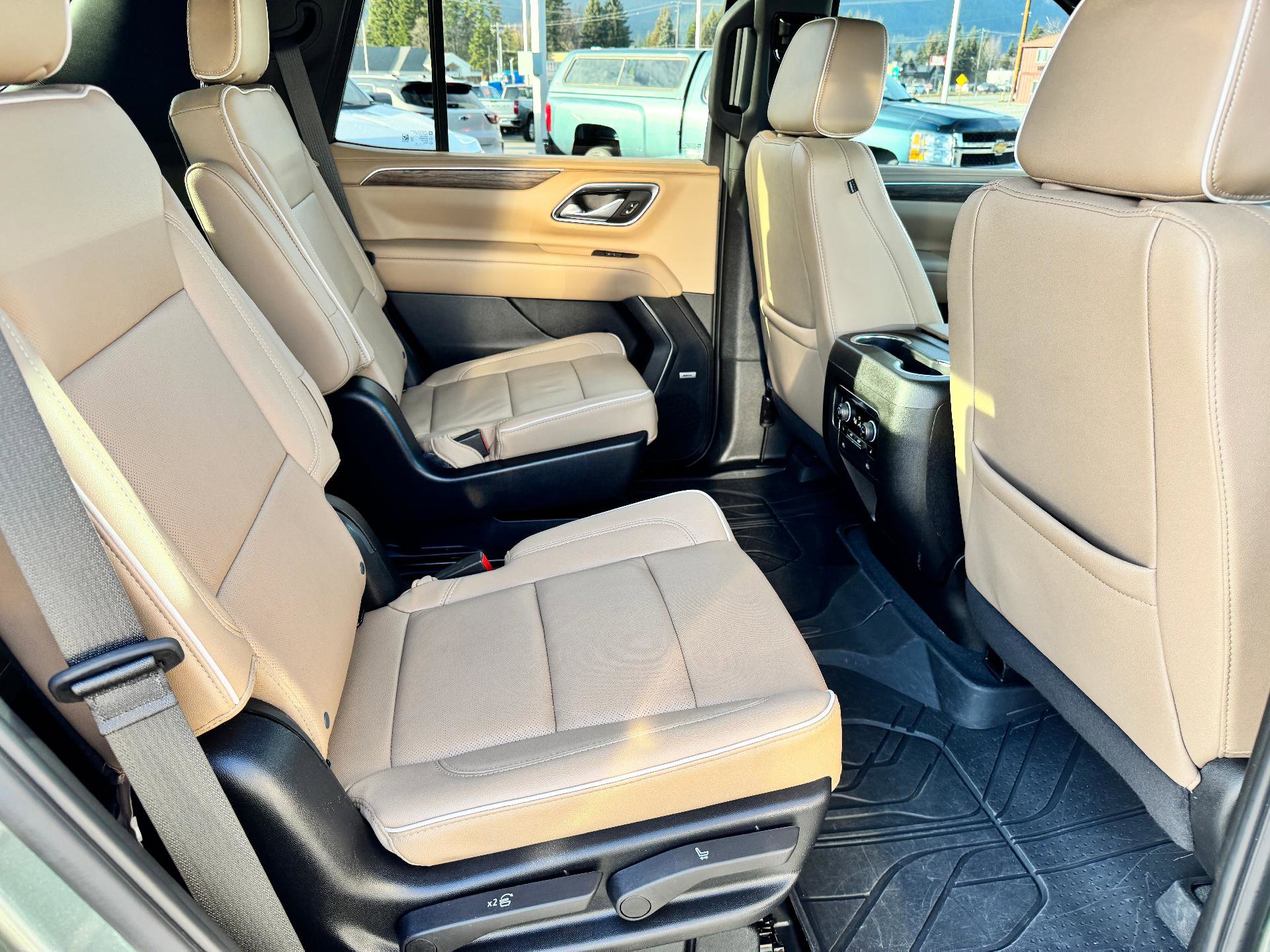 Used 2024 Chevrolet Tahoe Premier image 24