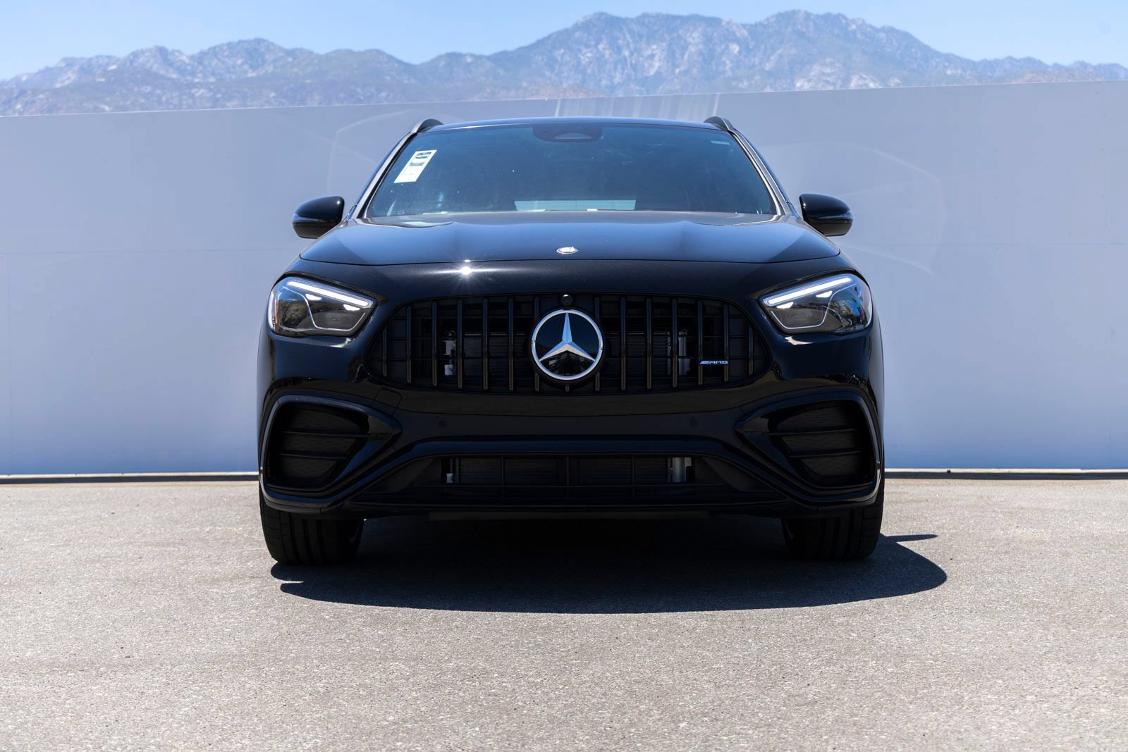 New 2026 Mercedes-Benz GLA 35 AMG 4MATIC image 4