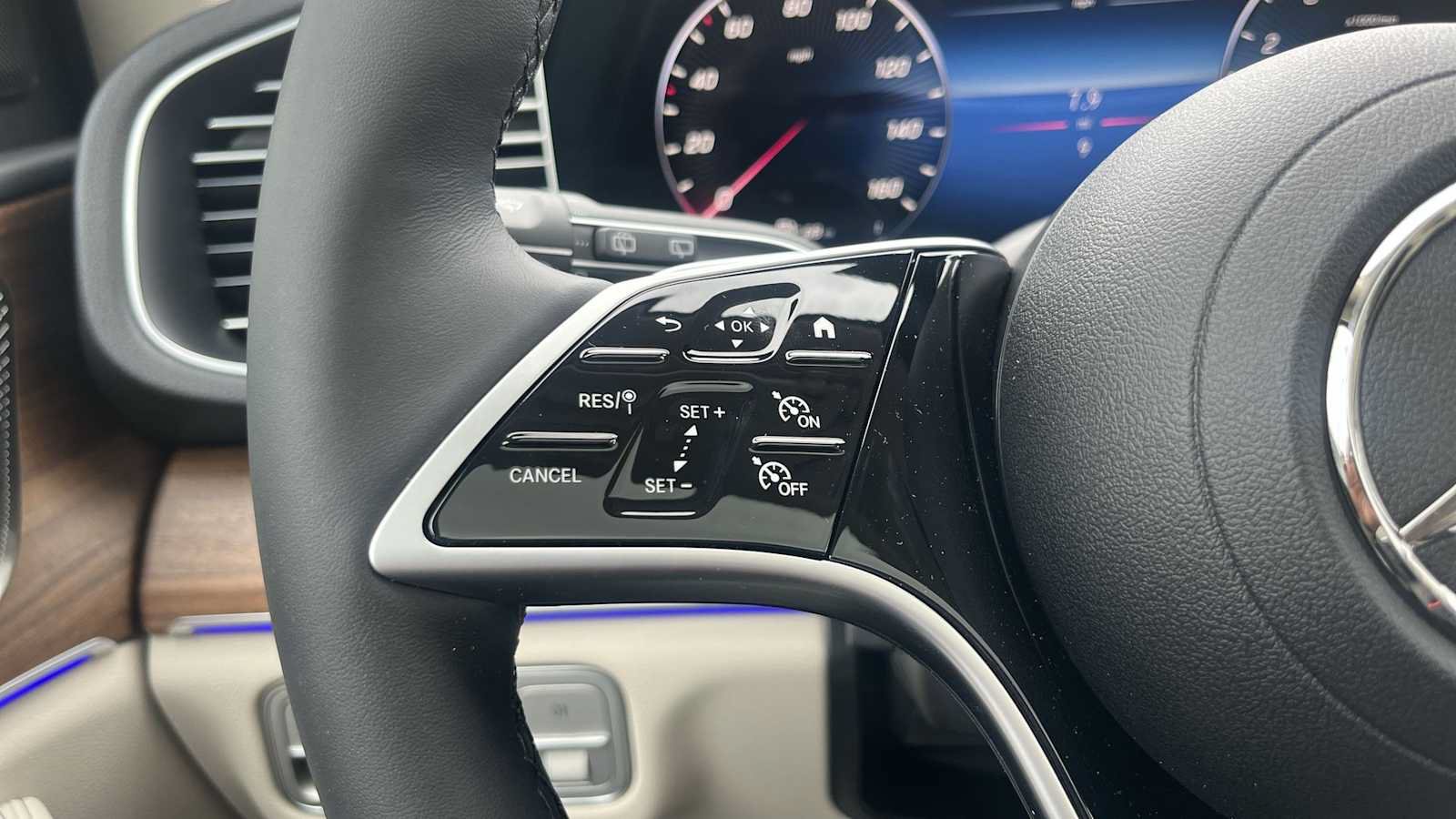 New 2026 Mercedes-Benz GLE 350 4MATIC image 42