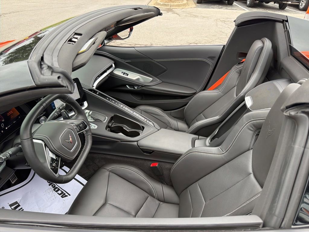 Used 2025 Chevrolet Corvette Stingray Convertible w/ Battery Protection Package RWD image 14