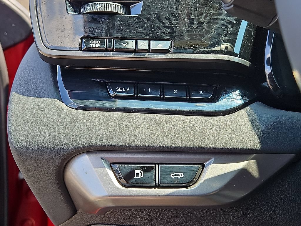 Used 2025 Lexus RX 350 Premium w/ Accessory Package (K3) AWD/4WD image 25