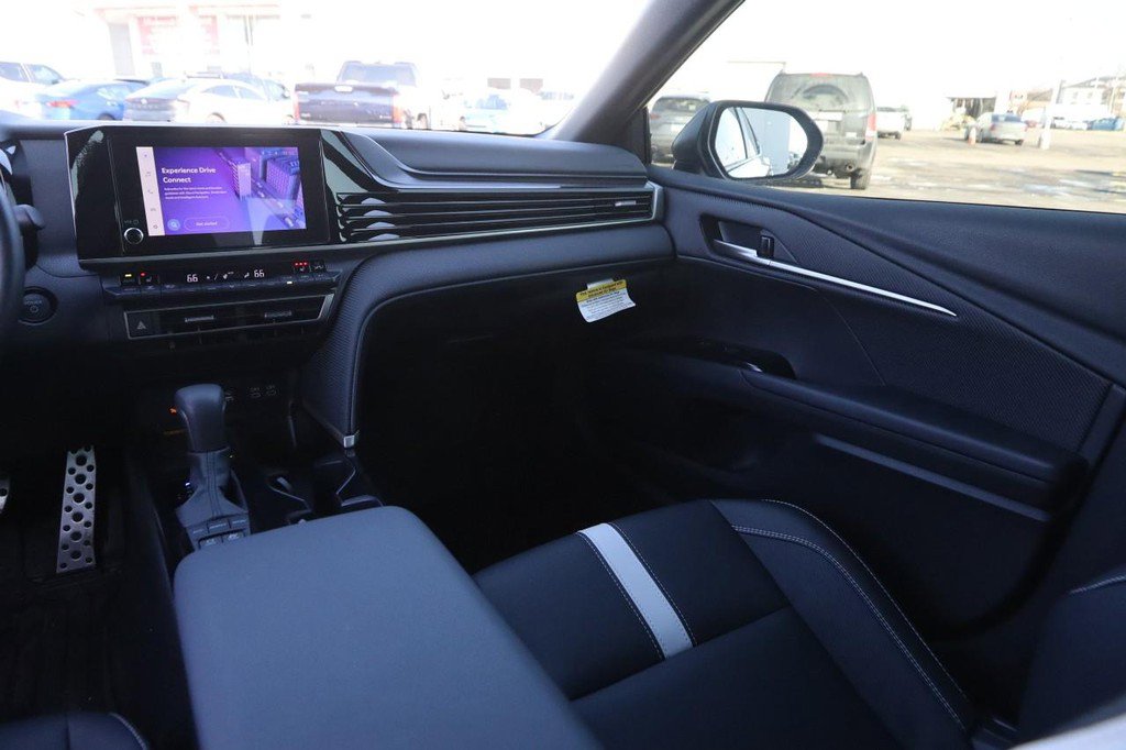 New 2026 Toyota Camry SE image 25