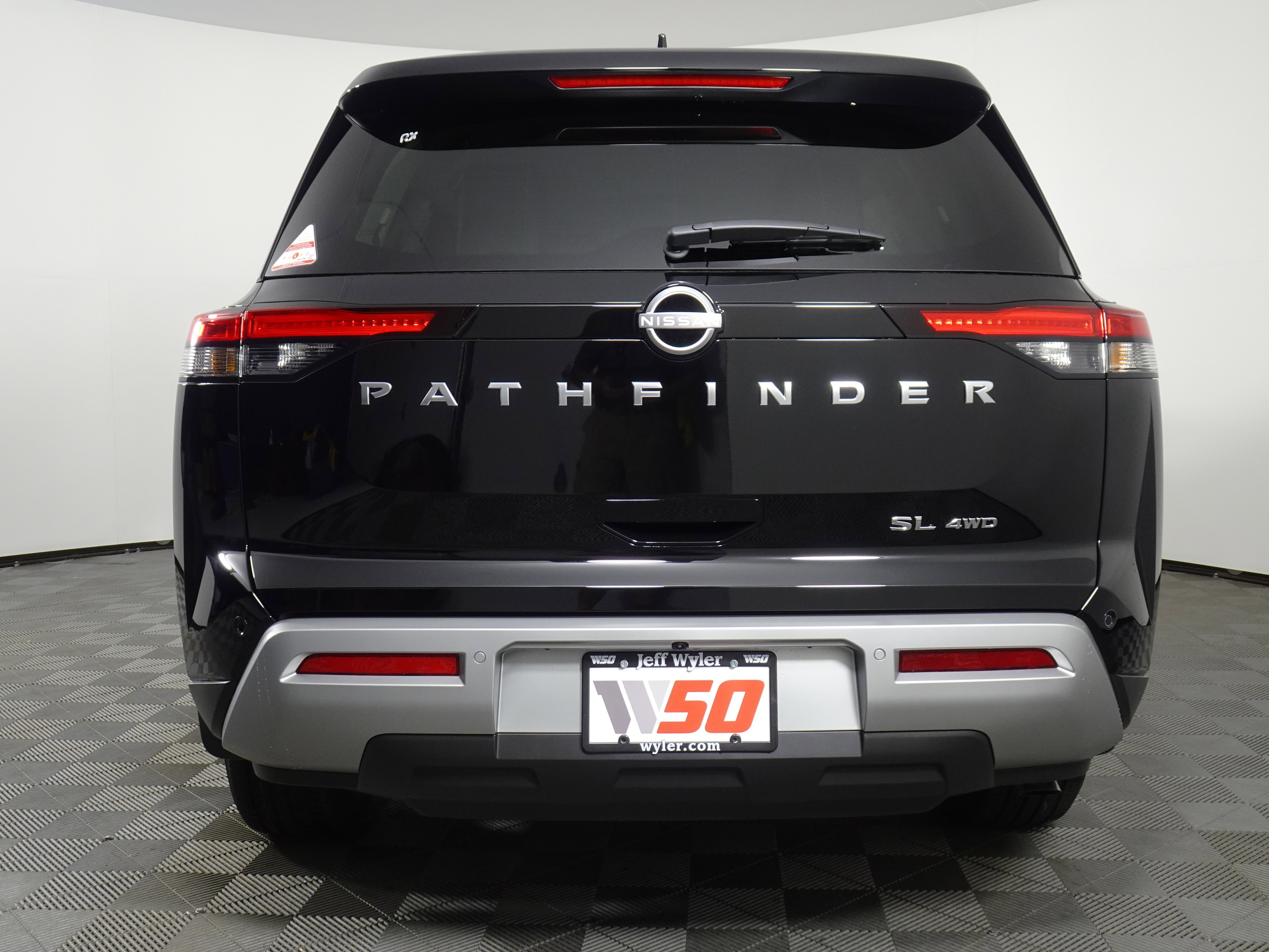 New 2025 Nissan Pathfinder SL w/ Cargo Package image 38