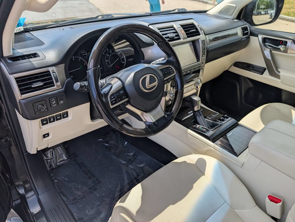 Used 2021 Lexus GX 460 Premium w/ Premium Package AWD/4WD image 20