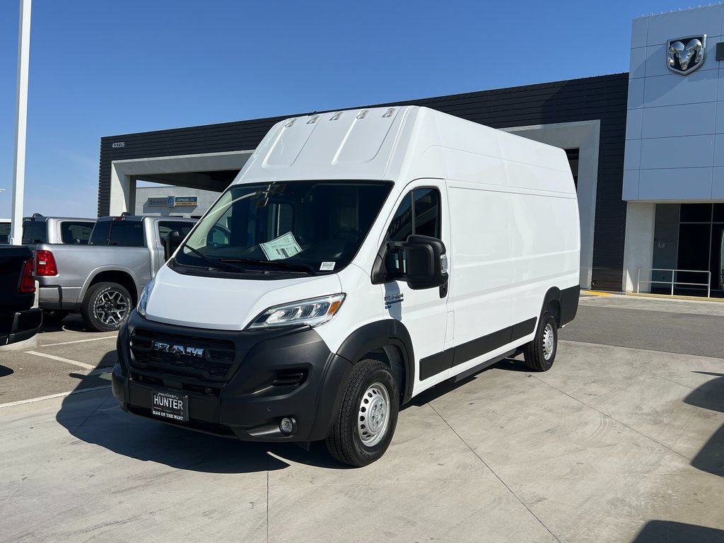 New 2024 RAM ProMaster 3500 w/ Delivery Van Package FWD image 2