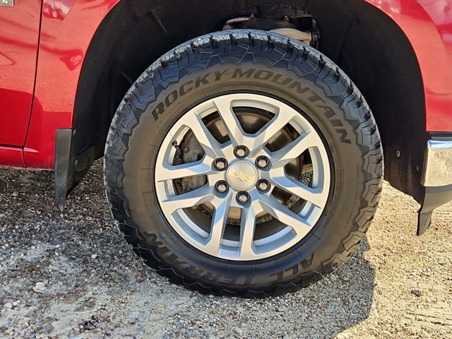 Used 2019 Chevrolet Silverado 1500 LT w/ Texas Edition AWD/4WD image 22