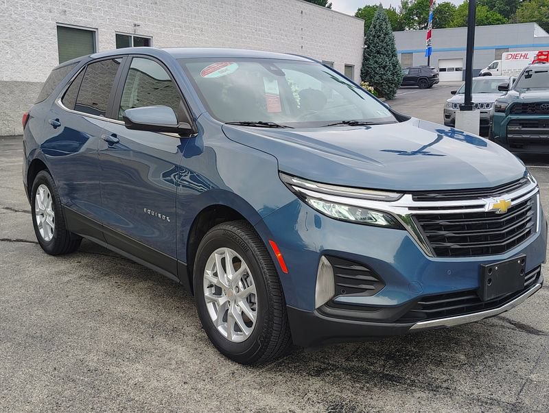 Used 2024 Chevrolet Equinox LT AWD/4WD image 4