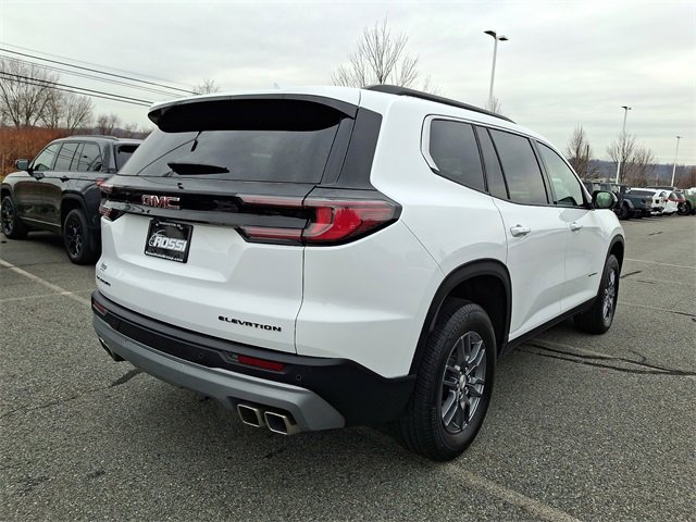 Used 2025 GMC Acadia Elevation image 8