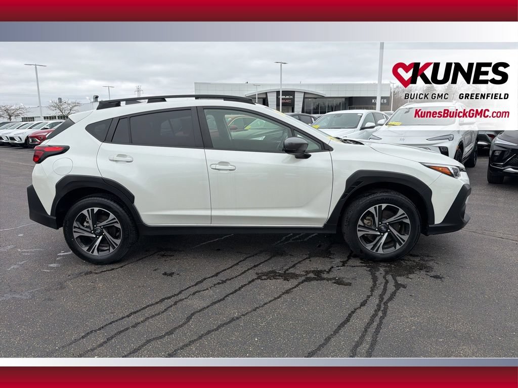 Used 2024 Subaru Crosstrek 2.0i Premium AWD/4WD image 4