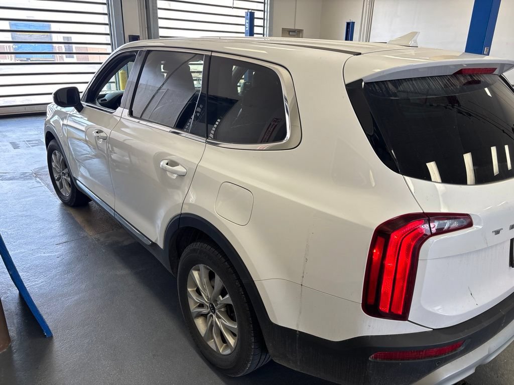 Used 2021 Kia Telluride LX FWD image 8