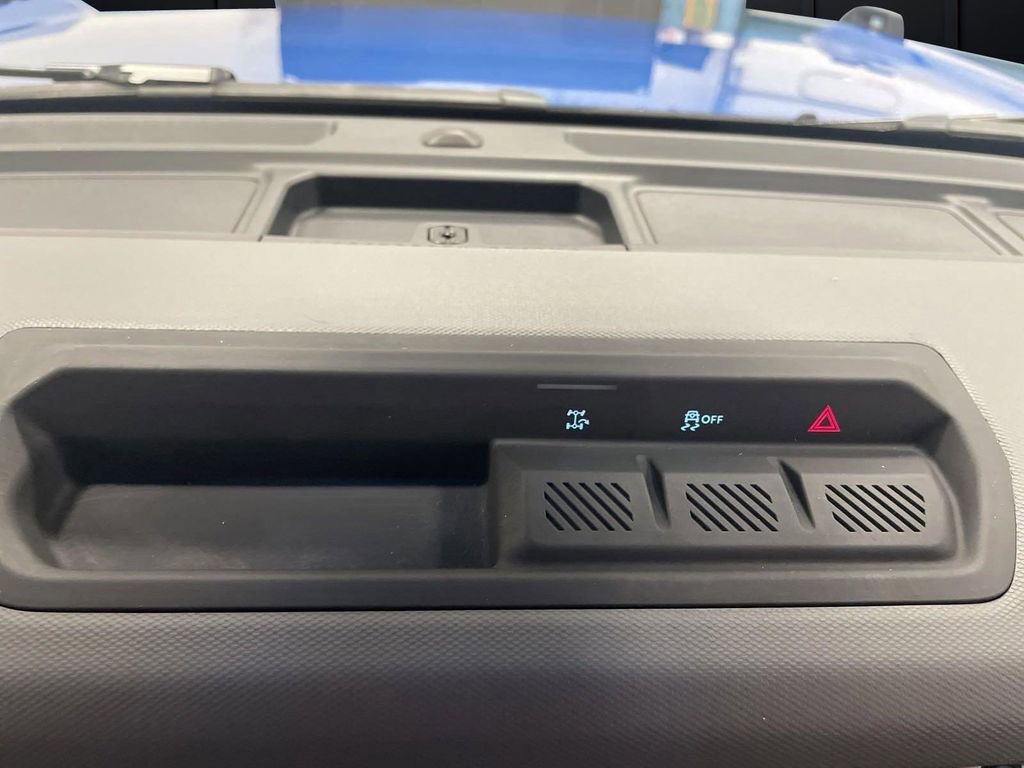 Used 2023 Ford Bronco 4-Door image 26