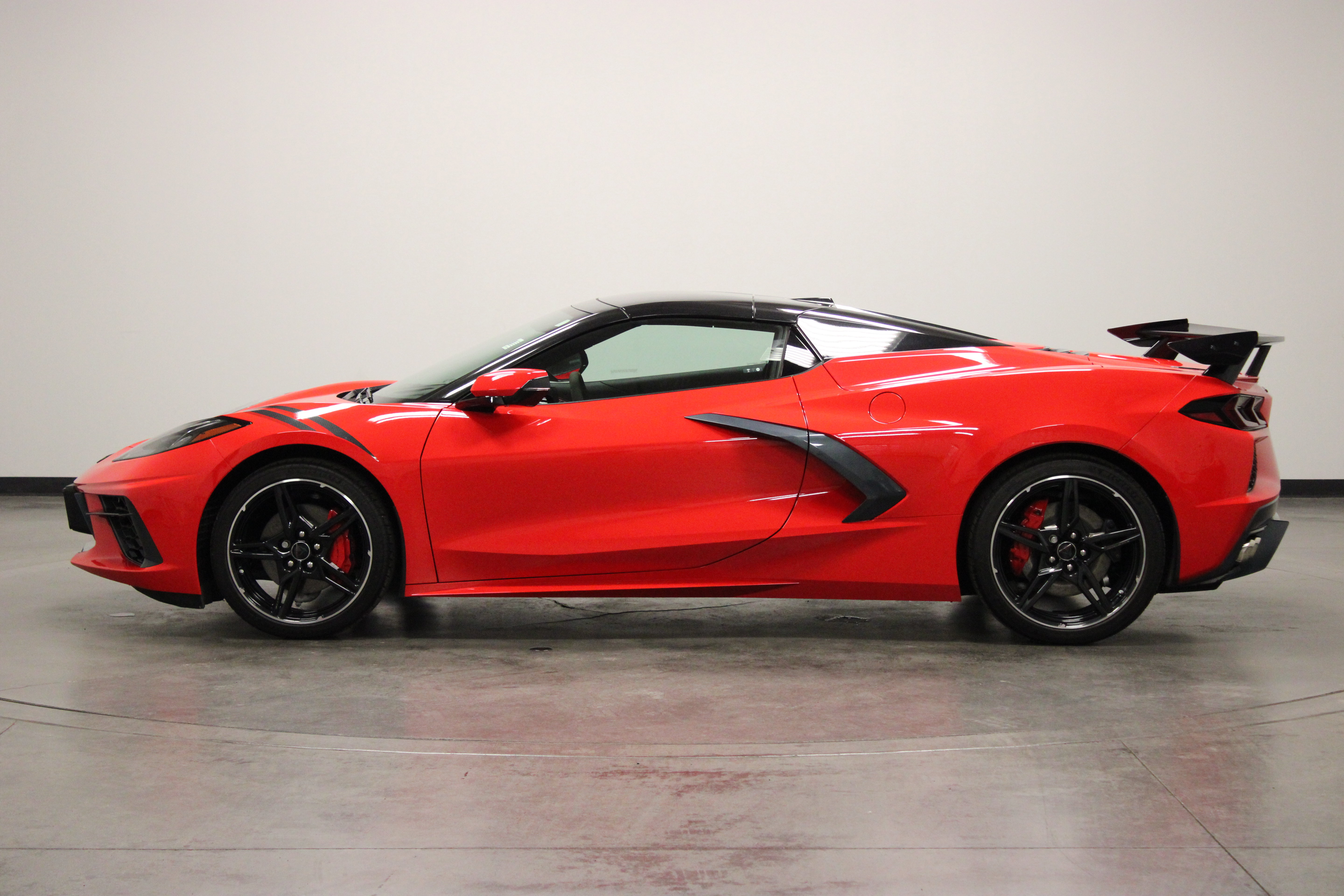 Used 2024 Chevrolet Corvette Stingray Preferred Conv RWD image 5