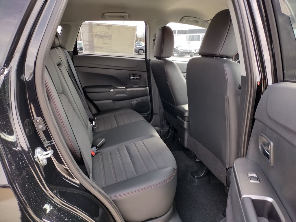New 2026 Mitsubishi Outlander Sport SE AWD/4WD image 8
