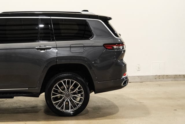Used 2023 Jeep Grand Cherokee L Summit AWD/4WD image 39