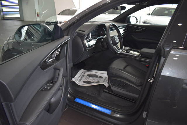 Certified 2025 Audi Q8 Premium Plus w/ Premium Plus Package AWD/4WD image 18