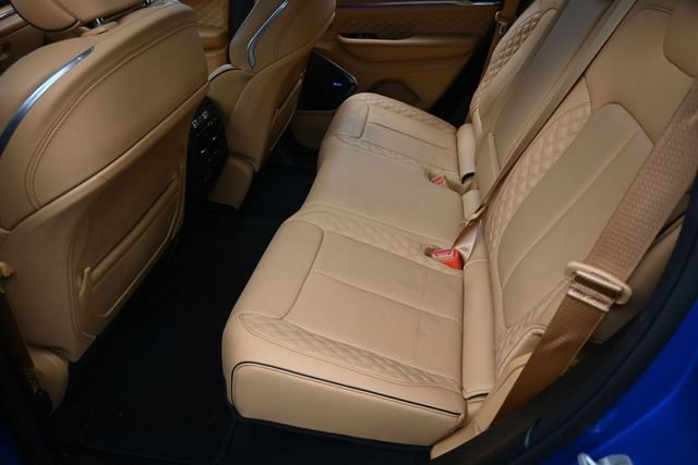 Used 2023 Jeep Grand Cherokee Summit AWD/4WD image 30