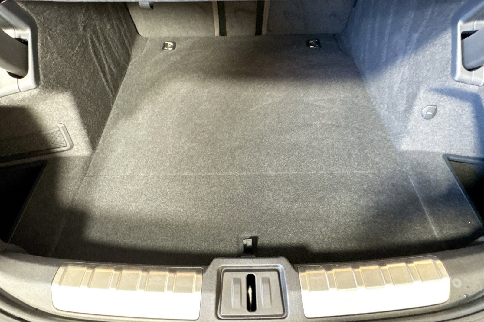 Used 2024 Audi RS e-tron GT image 24