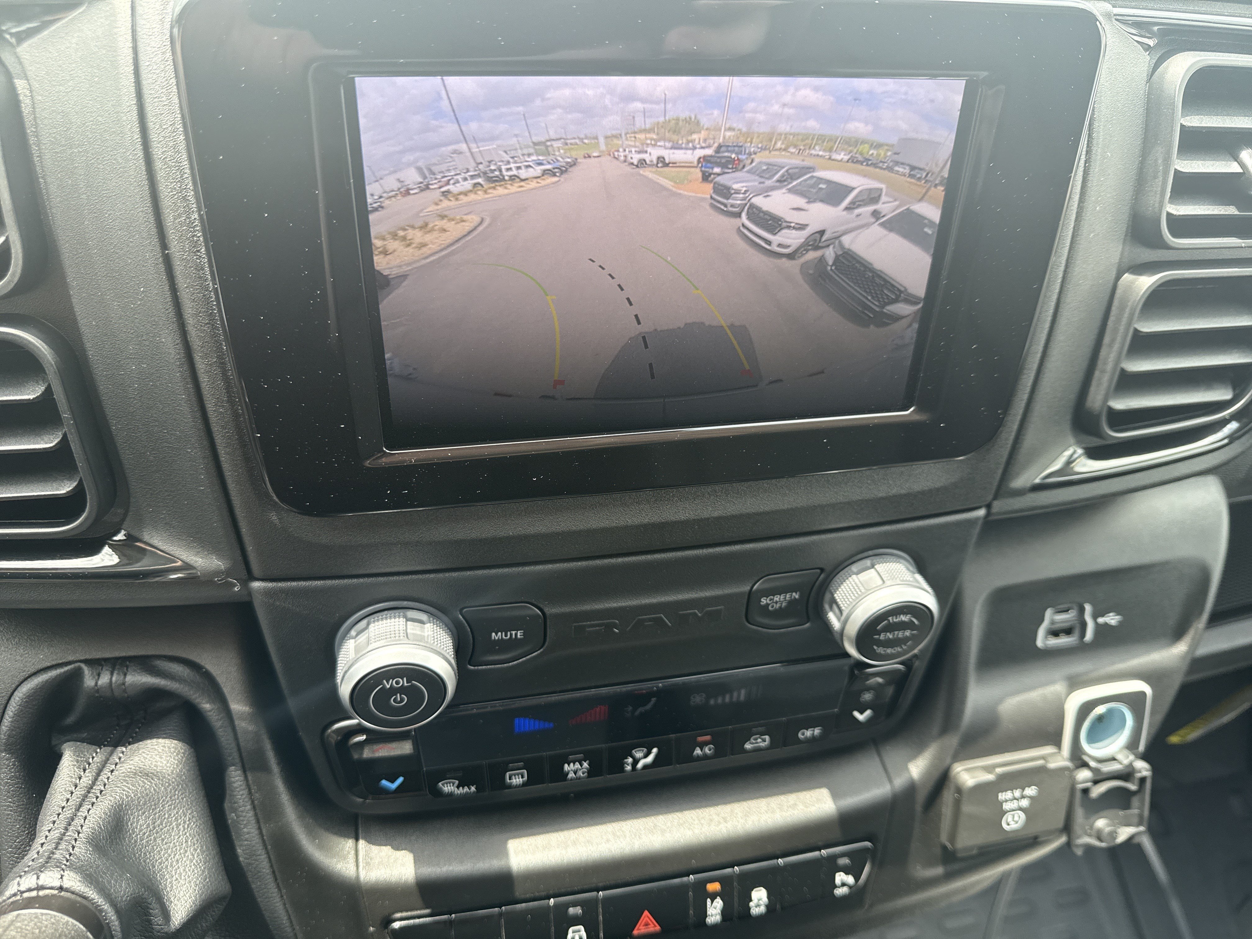 New 2026 RAM ProMaster 2500 w/ Safety Group FWD image 11