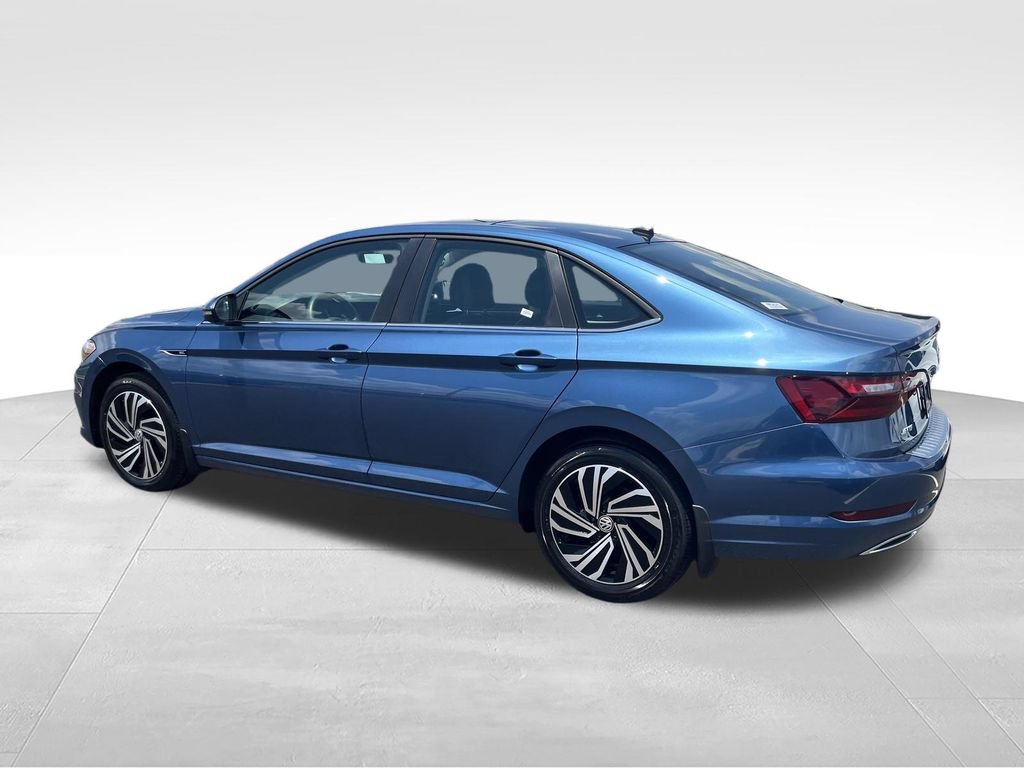 Used 2021 Volkswagen Jetta SEL Premium FWD image 3
