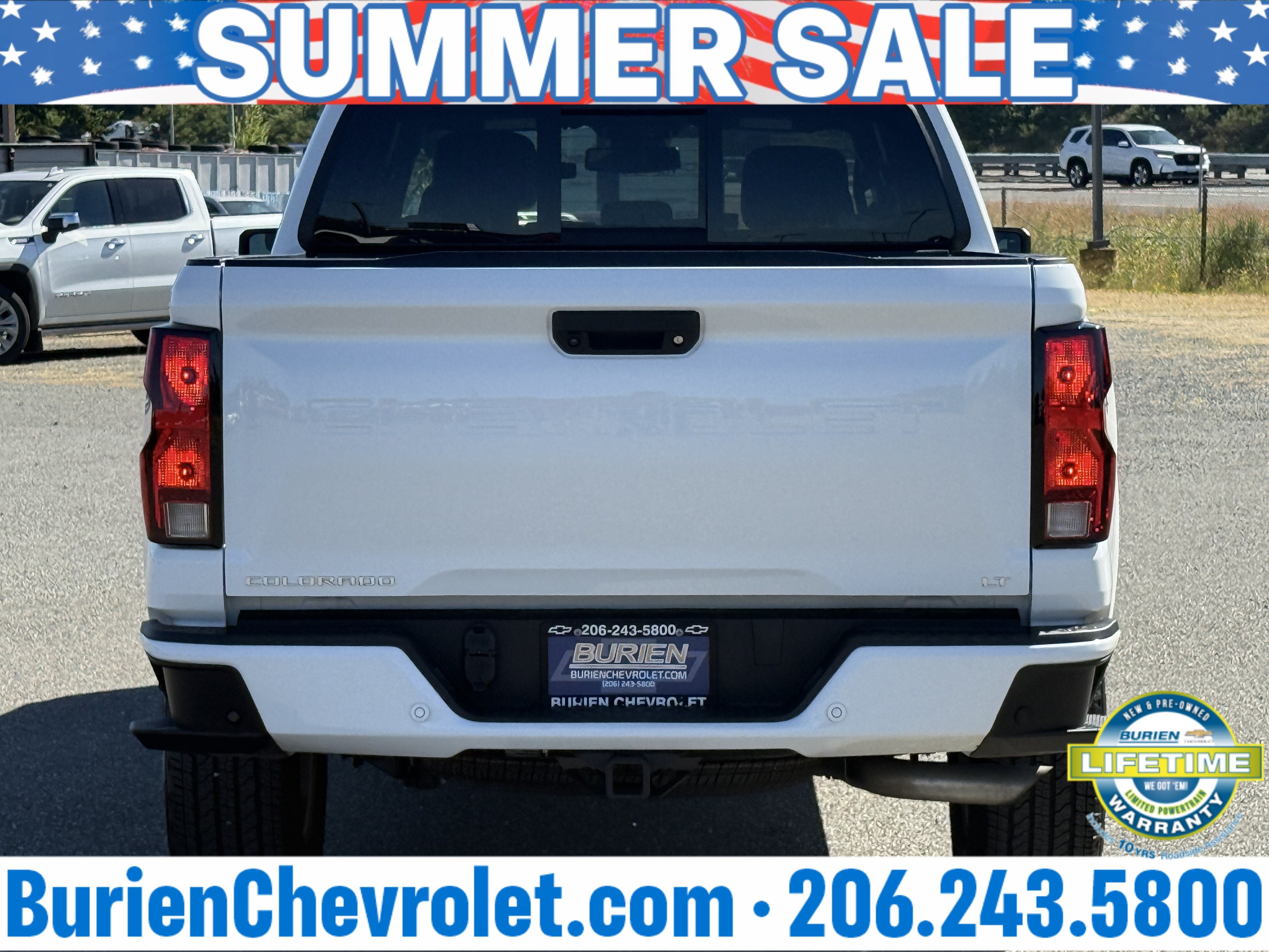 Used 2024 Chevrolet Colorado LT w/ LT Convenience Package II AWD/4WD image 4