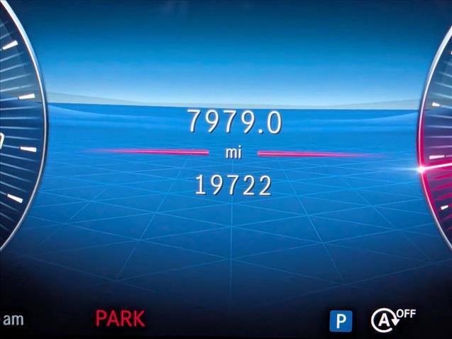 Used 2024 Mercedes-Benz GLE 350 4MATIC image 9