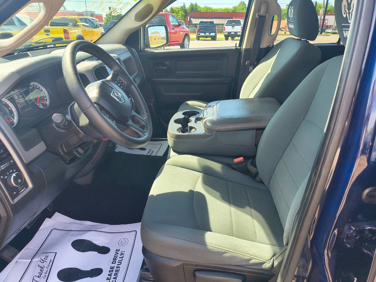 Used 2015 RAM 1500 Express AWD/4WD image 16