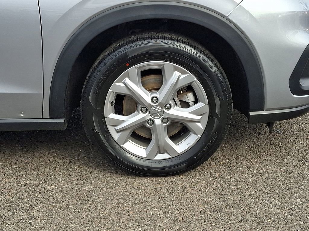 Used 2023 Honda HR-V LX image 8