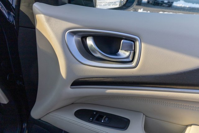 Used 2018 INFINITI QX60 Luxe image 47