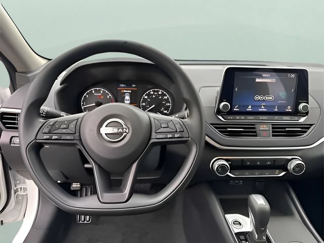Certified 2025 Nissan Altima 2.5 S FWD image 41